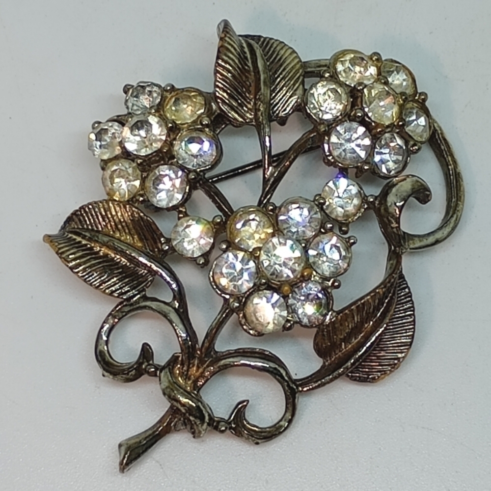 * vintage signed Coro flower bouquet clear rhinestones pin brooch